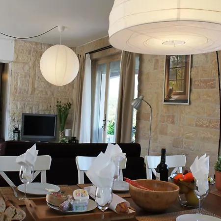 In Languedoc With Pool Near Historic Cities Rousson (Gard)