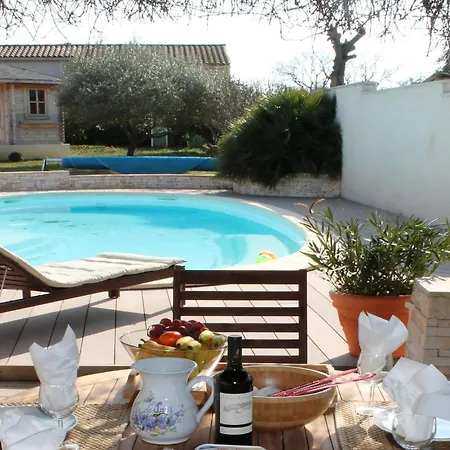 In Languedoc With Pool Near Historic Cities Villa Rousson (Gard)